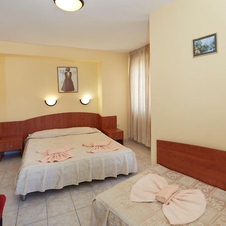 Family Hotel Andreev 内塞伯尔 外观 照片