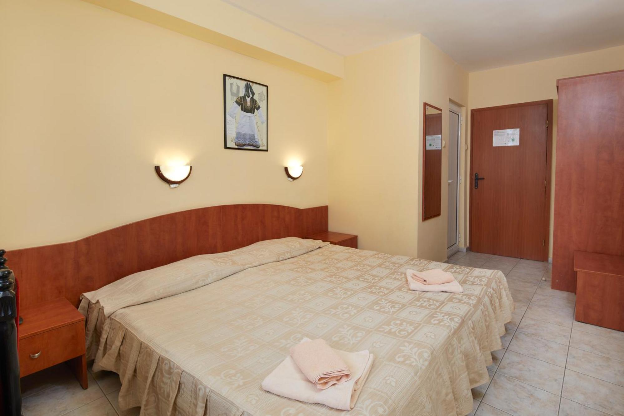 Family Hotel Andreev 内塞伯尔 外观 照片