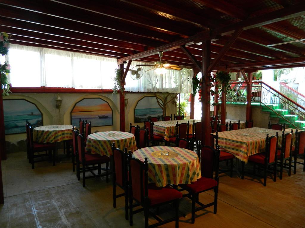 Family Hotel Andreev 内塞伯尔 外观 照片